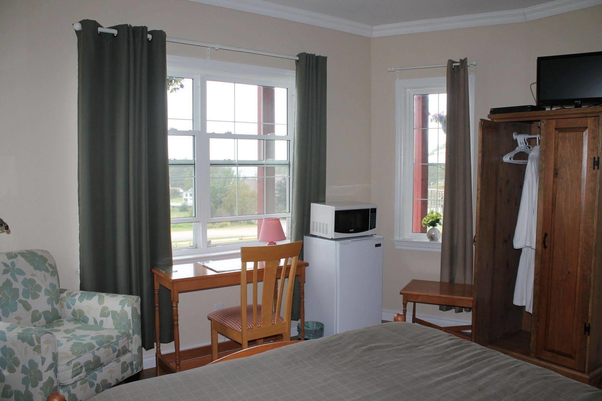 The Fiddle And The Sea Bed And Breakfast Port Hood 외부 사진